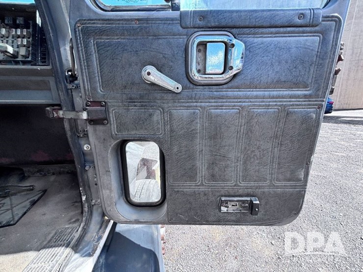 1993-mack-ch613-image-80