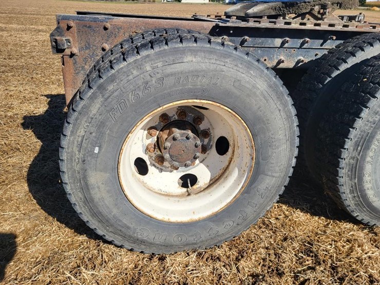 2004-mack-granite-cv713-image-30