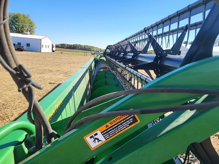 john-deere-630f-image-36