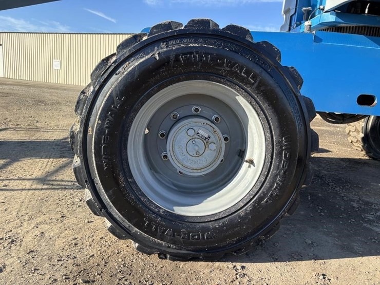 2013-genie-s40-image-16