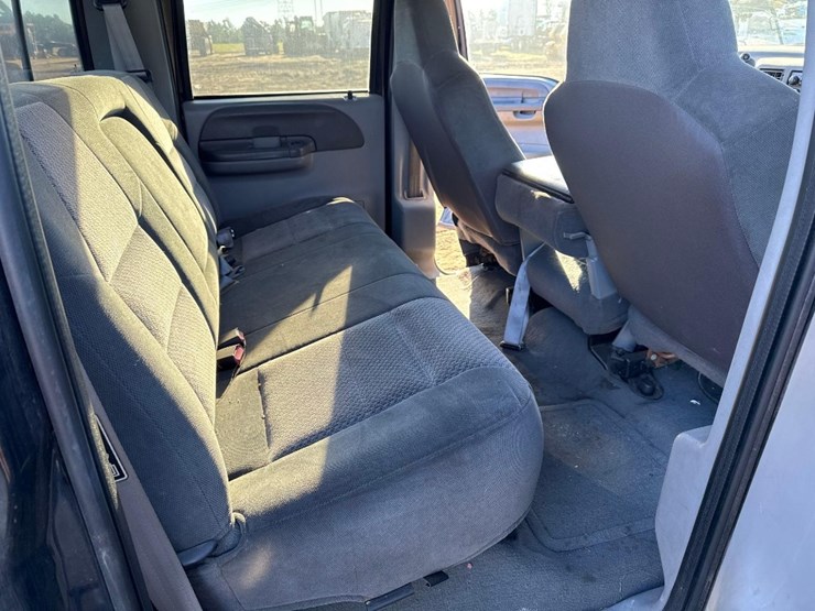 2003-ford-f350-xlt-image-17