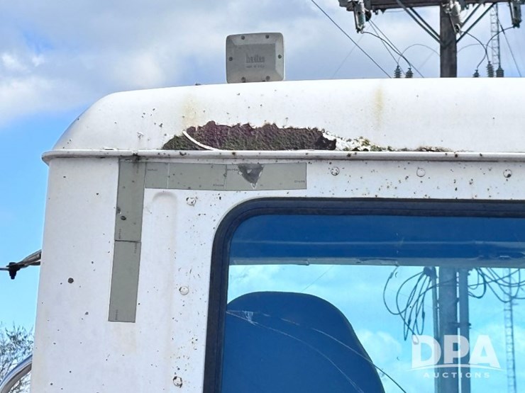 1993-mack-ch613-image-45