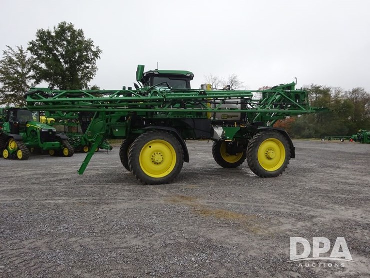 2022-john-deere-410r-image-47