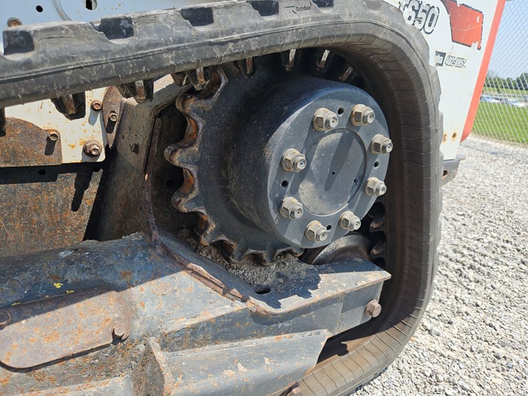 bobcat-t650-image-15