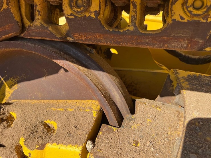 komatsu-d39px-24-image-12