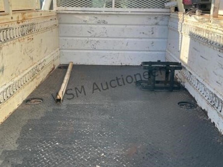 2016-ford-f550-image-10