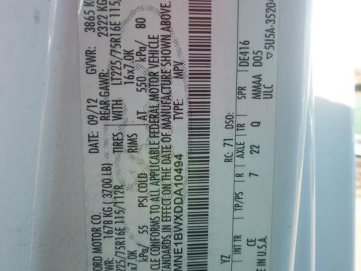 2013-ford-e150-image-16