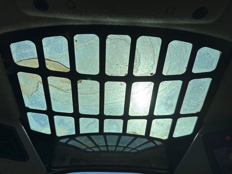 caterpillar-272d2-xhp-image-24