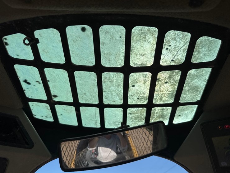 caterpillar-259d3-image-30