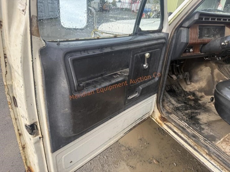 1983-ford-f350-image-28