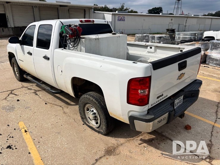 2009-chevrolet-silverado-2500hd-image-9