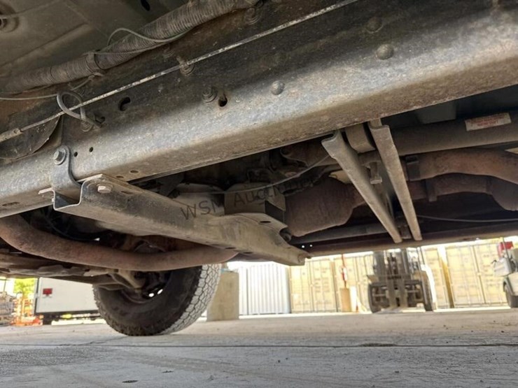 2002-gmc-sierra-2500hd-image-28