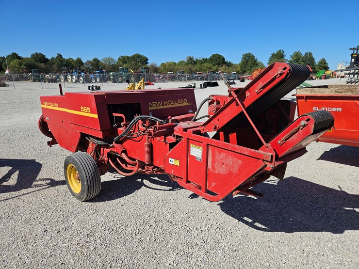 1993-new-holland-565-image-10