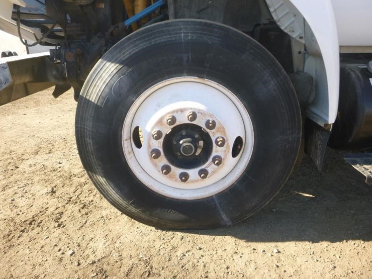 2008-ford-f750-image-18