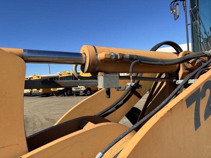 2004-case-721d-image-16