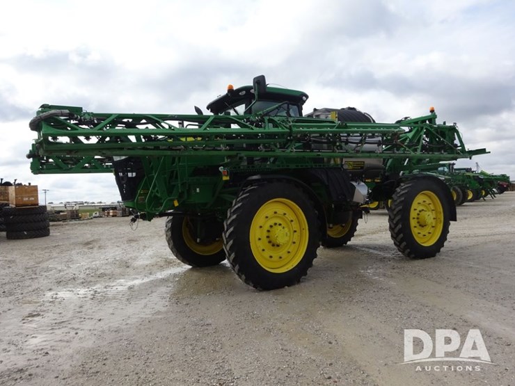 2021-john-deere-r4045-image-14