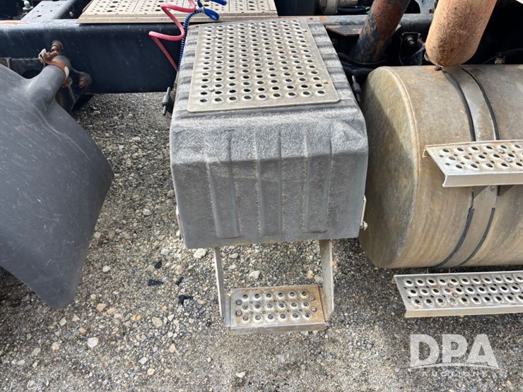 2005-international-9200i-image-48