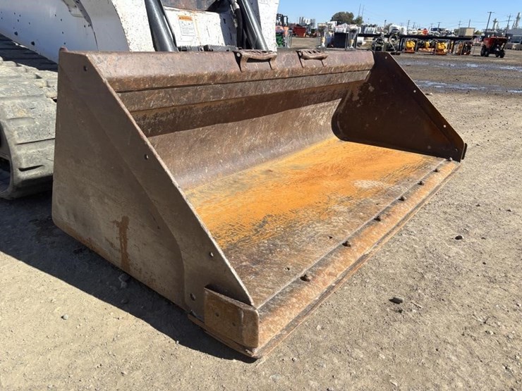 2016-bobcat-t770-image-10