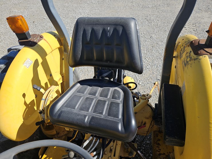 new-holland-445d-image-10