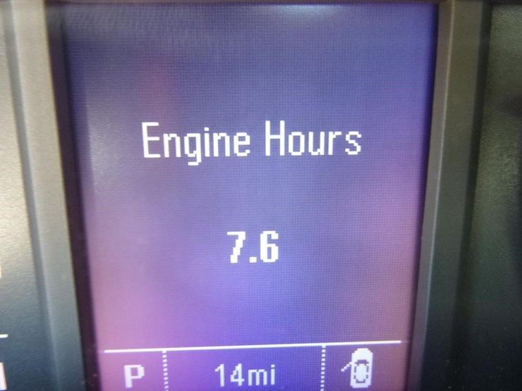 2023-chevrolet-silverado-image-25