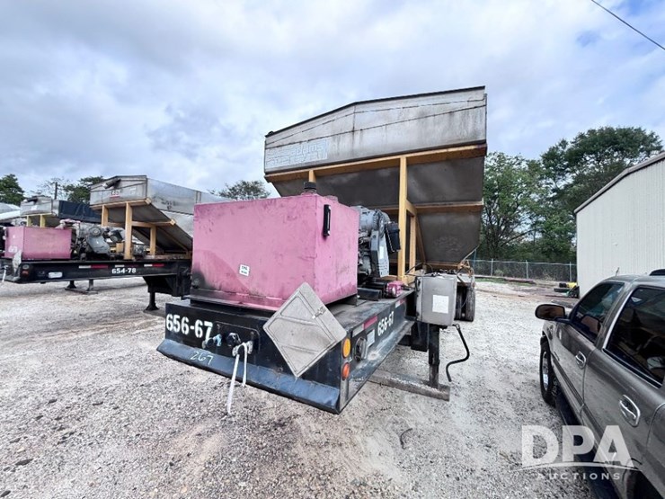 2004-magnolia-trailer-image-11