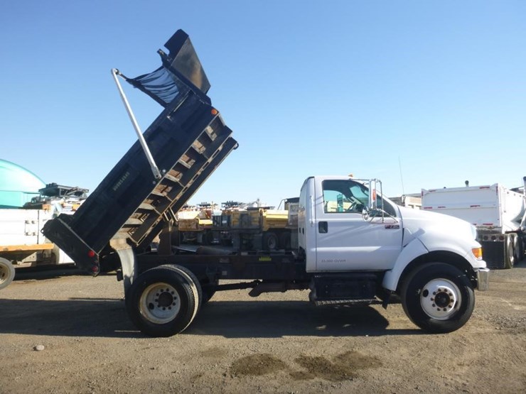 2015-ford-f750-image-9