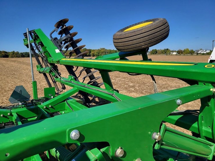 2012-john-deere-2620-image-77
