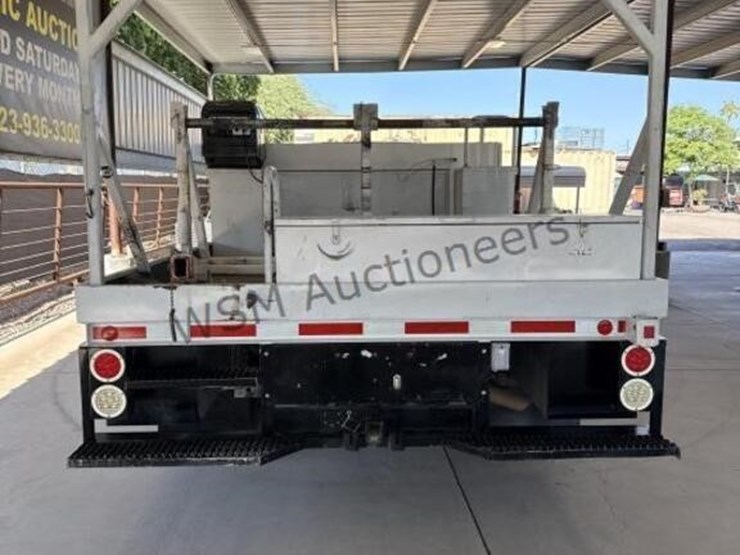 2015-ford-f550-image-6