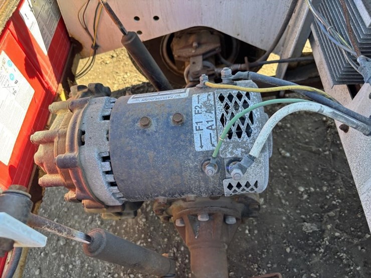 taylor-dunn-b2-48-image-20