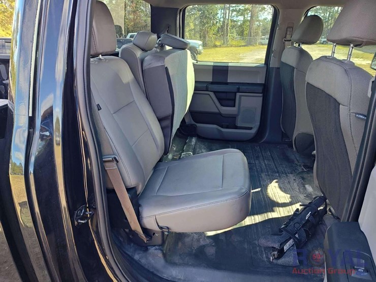2019-ford-f150-image-21