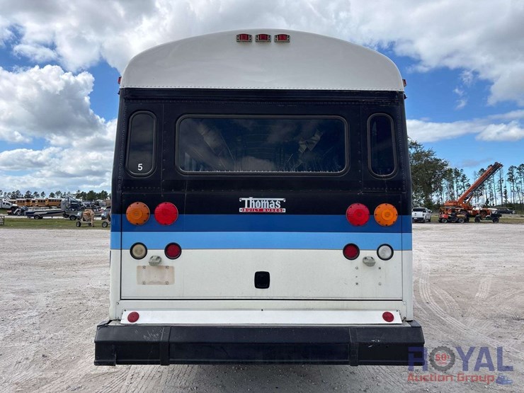 2000-thomas-saf-t-liner-mvp-image-27