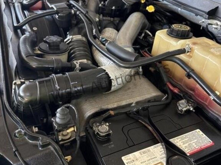 2016-ford-f550-image-15