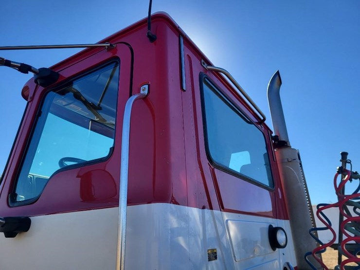 2004-mack-granite-cv713-image-15