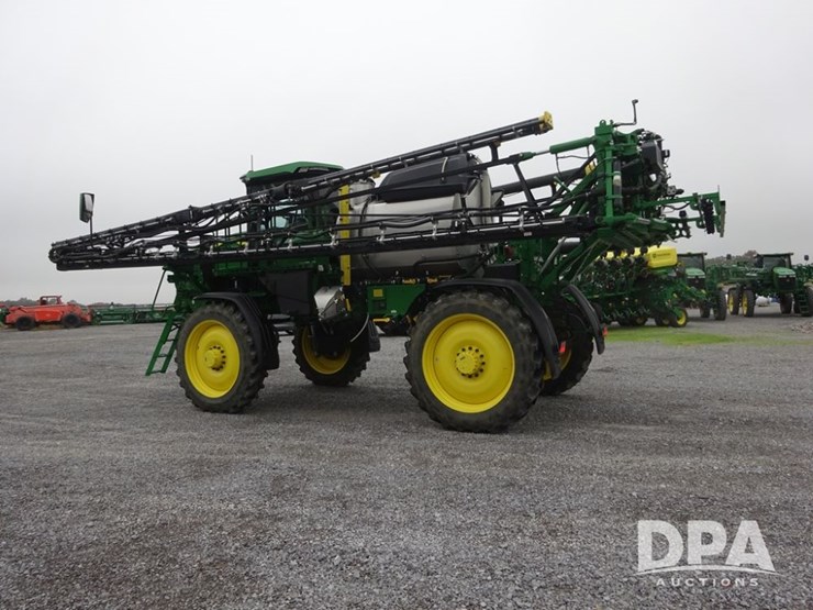 2024-john-deere-412r-image-21