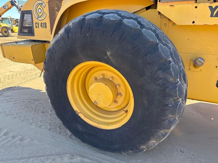 caterpillar-cs-563-image-12