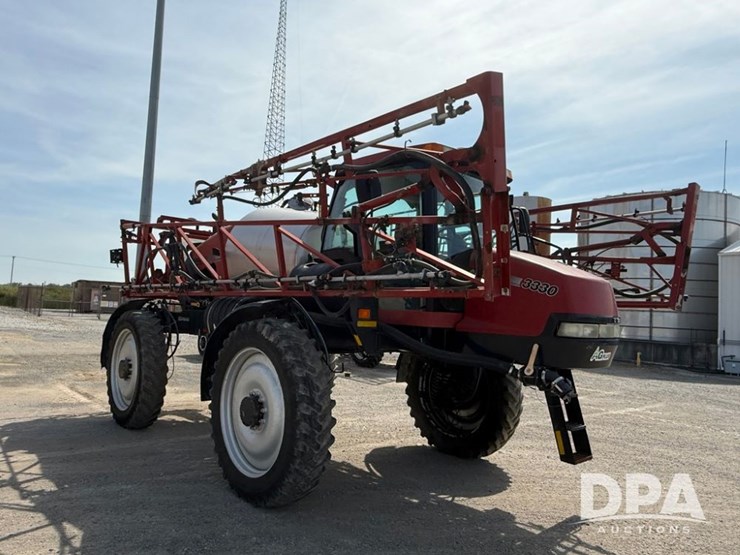 2009-case-ih-patriot-3330-image-7