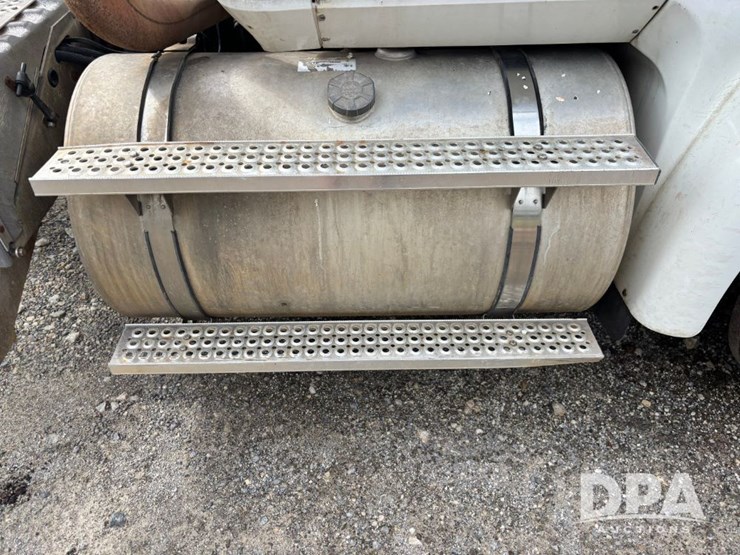 2005-international-9200i-image-49