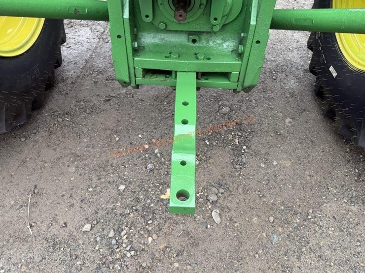 john-deere-2940-image-25