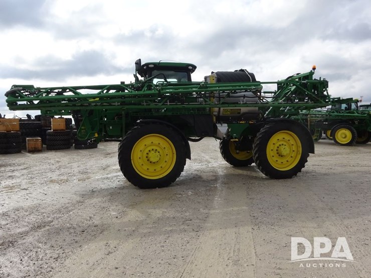 2021-john-deere-r4045-image-16