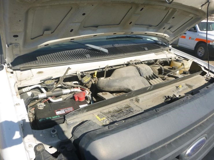 2013-ford-e150-image-11