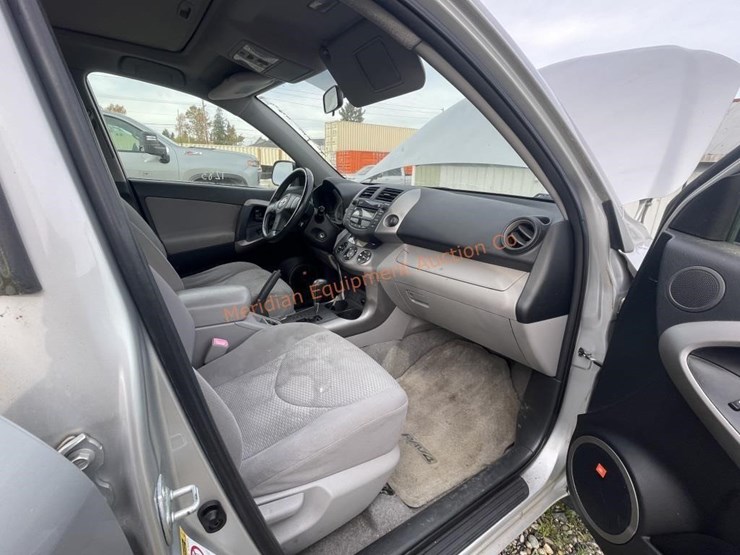 2006-toyota-rav4-image-36