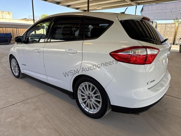 2014-ford-c-max-hybrid-se-wagon-image-5