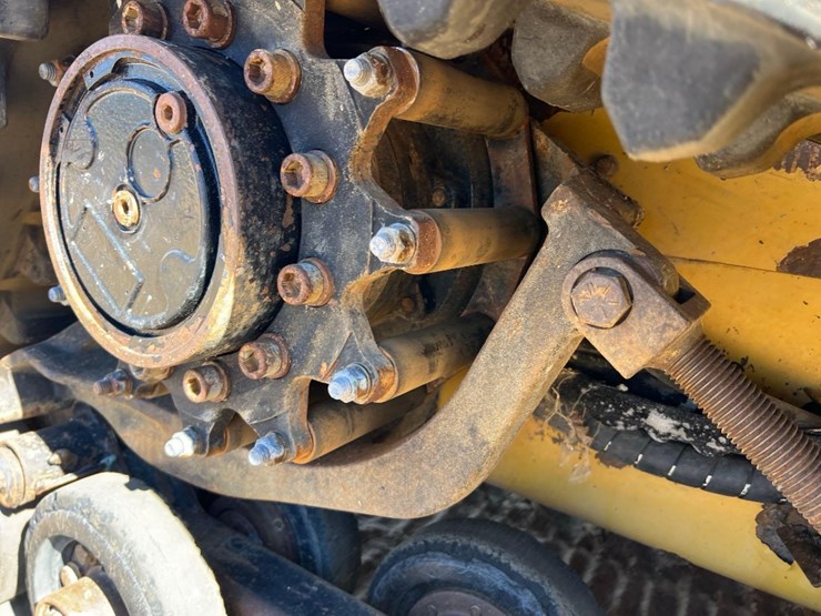 caterpillar-247b3-image-13