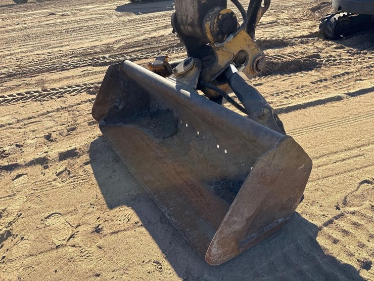 caterpillar-m316c-image-17