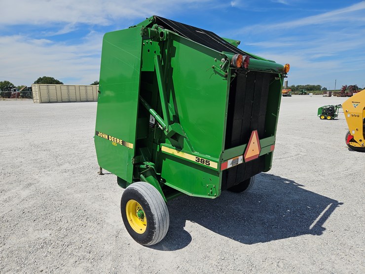 1994-john-deere-385-image-7