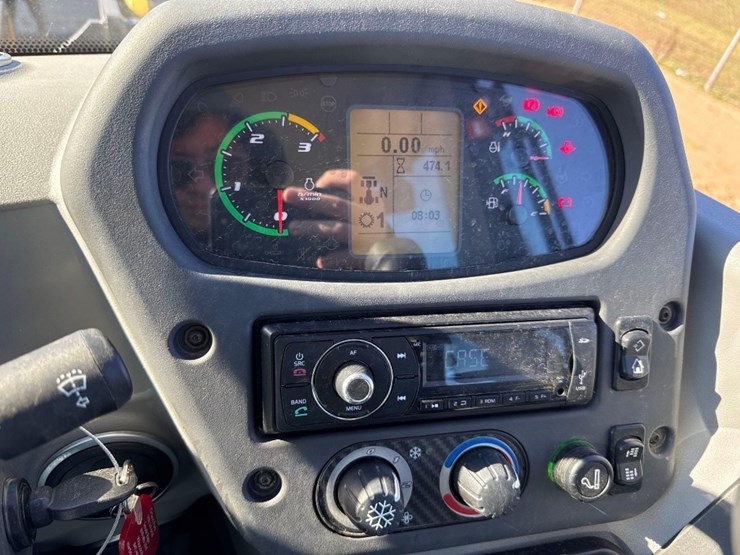 new-holland-w80c-image-18