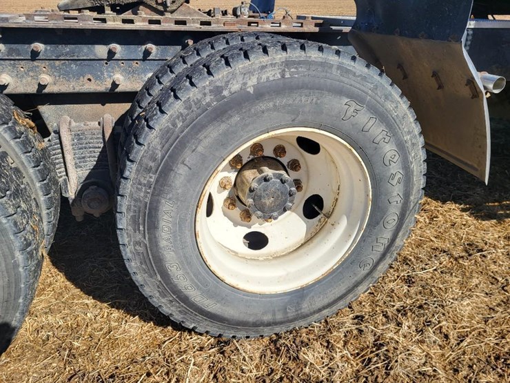 2004-mack-granite-cv713-image-32