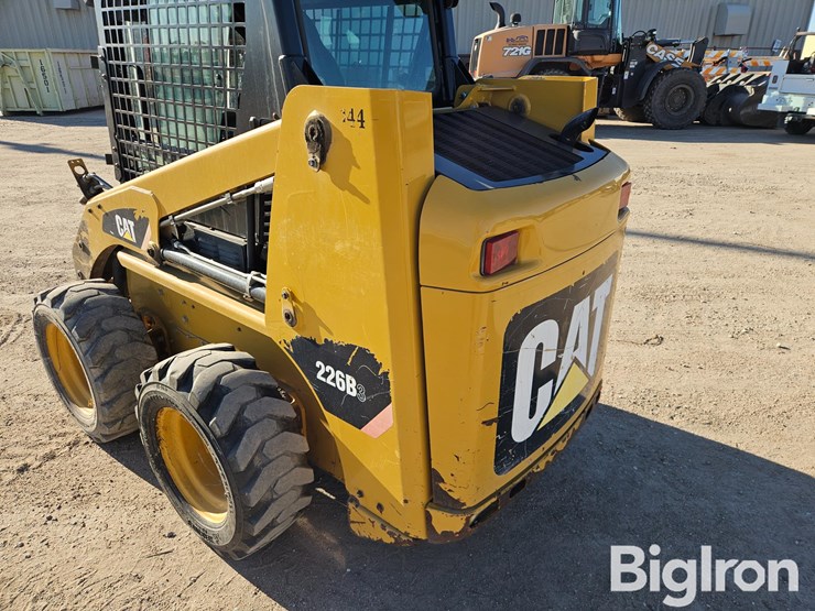 2013-caterpillar-226b3-image-17