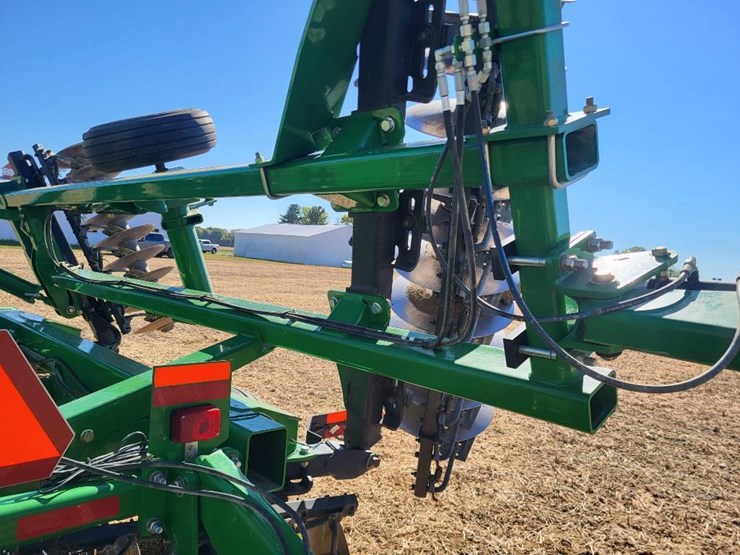 2012-john-deere-2620-image-42