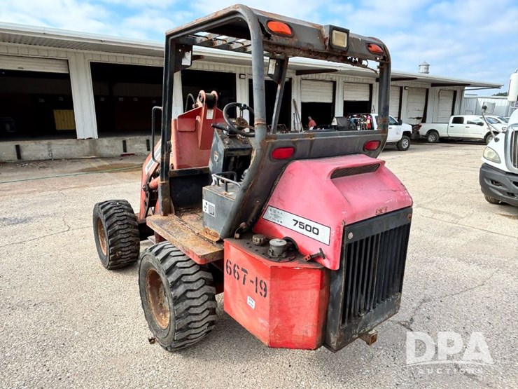 massey-ferguson-7500-image-9